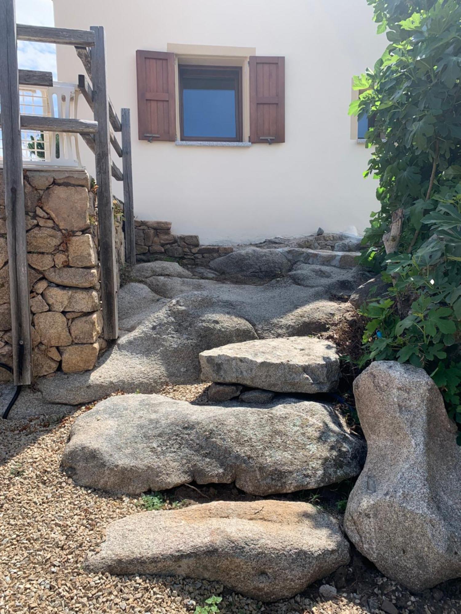 雷纳马约勒 Stazzu Nuraghe Mannucciu旅馆 外观 照片